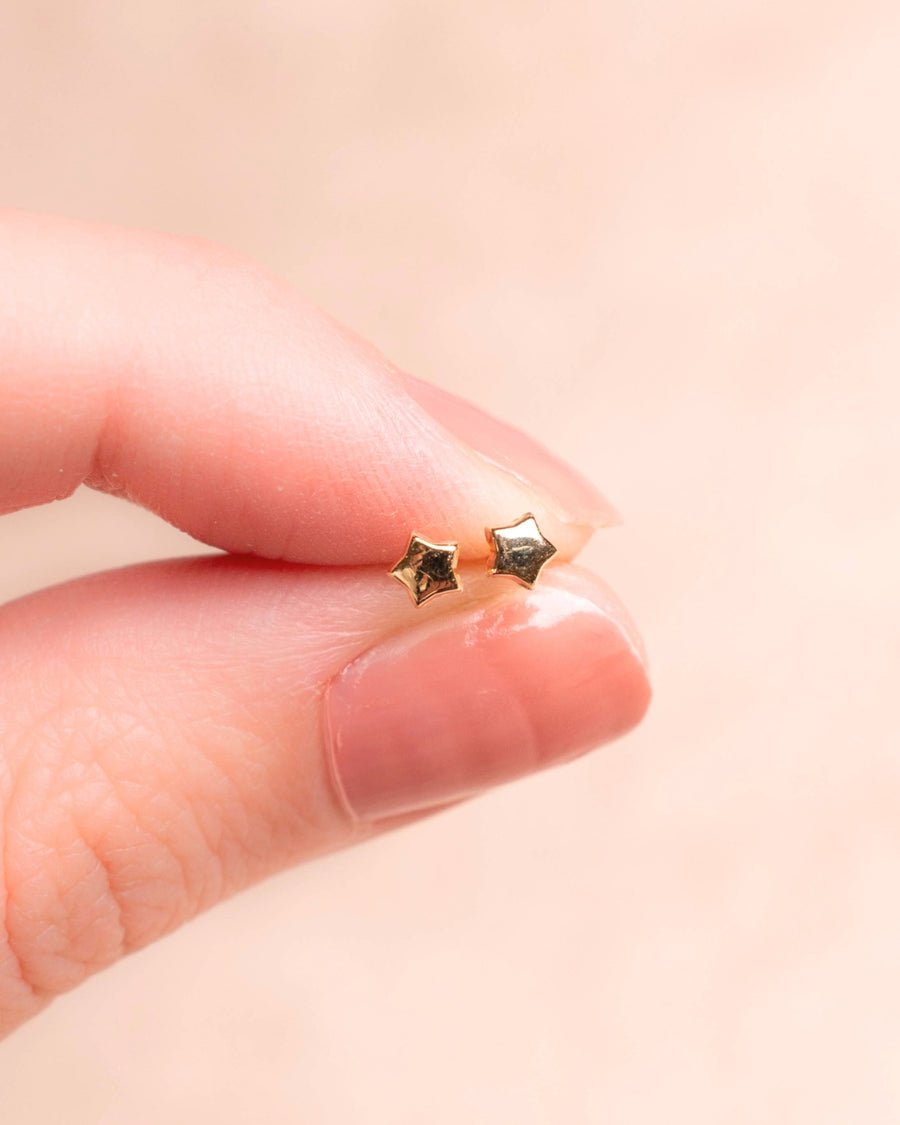 18K Bezel Flower Newborn Push Back Earrings
