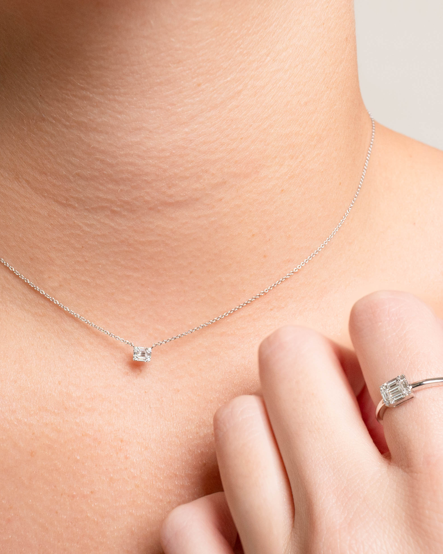 BAGUETTE NECKLACE