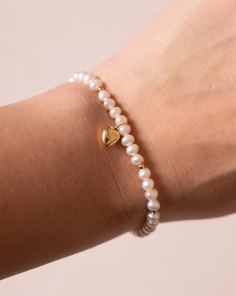 4MM PEARL WITH HEART CHARM BRACELET