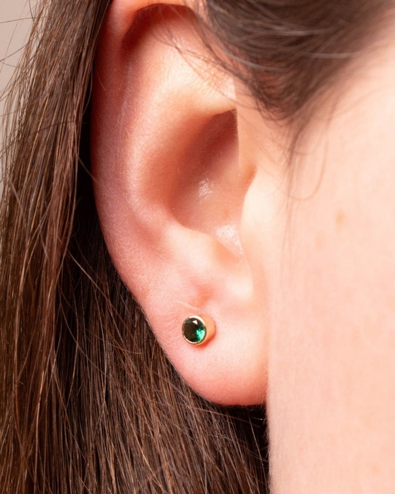 CIRCONIA EMERALD BEZEL PIERCING