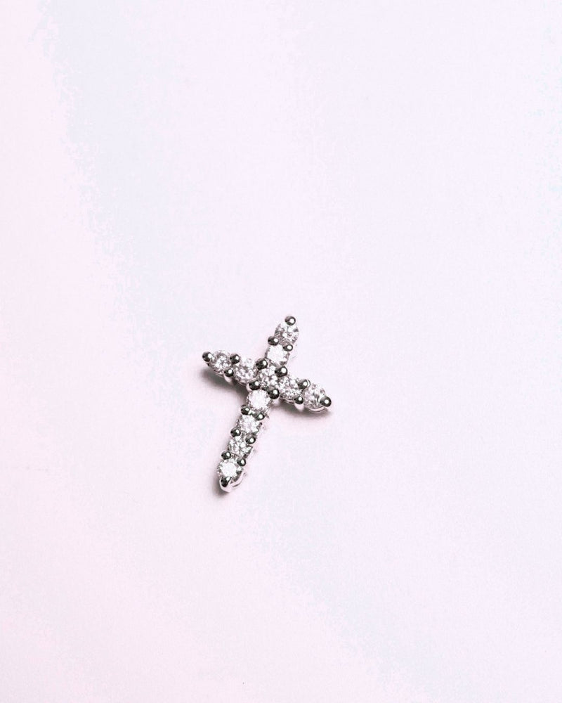 DIAMOND CROSS PENDANT
