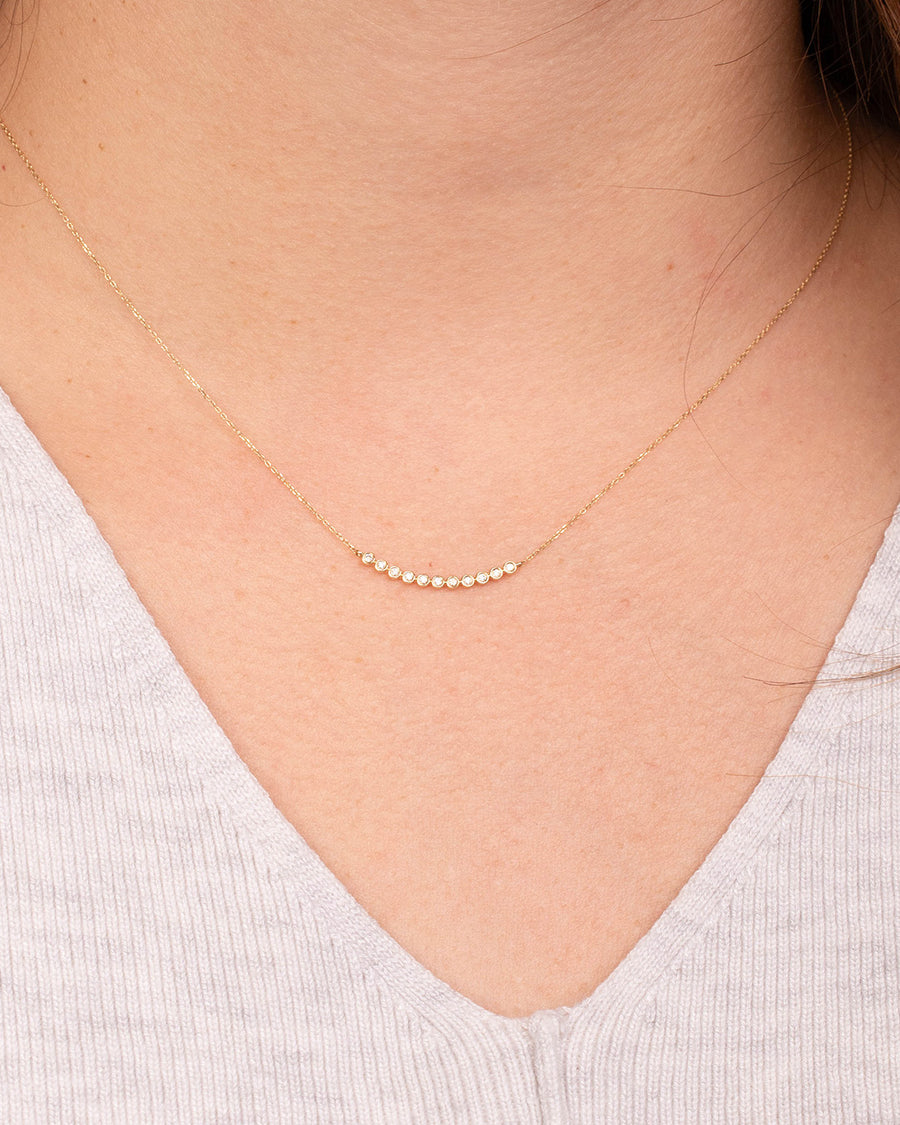 DIAMOND CURVED BAR NECKLACE