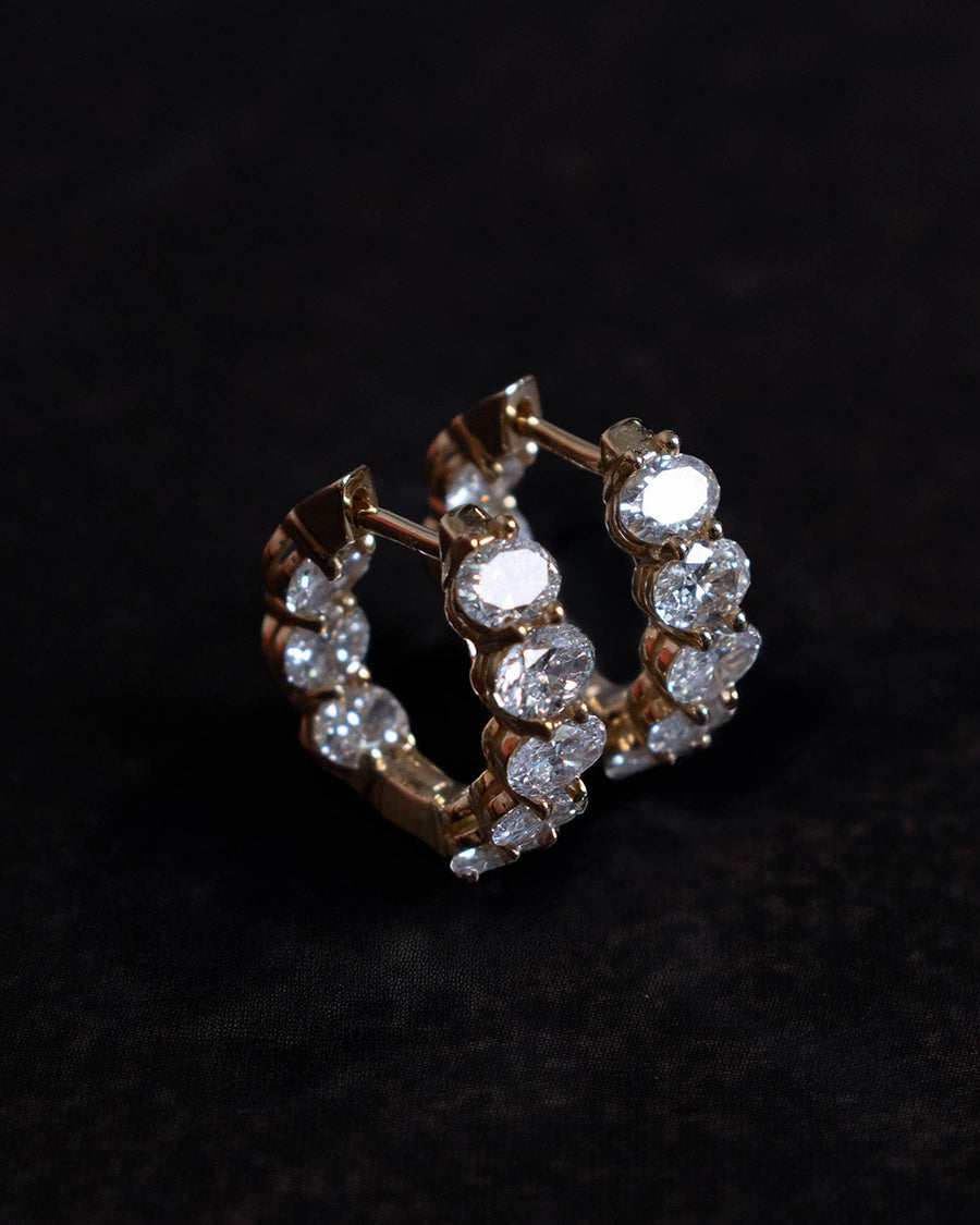 DIAMOND OVAL HOOP