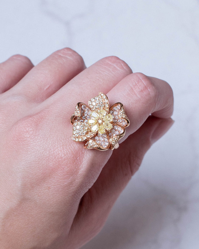 FLOWER COCKTAIL RING