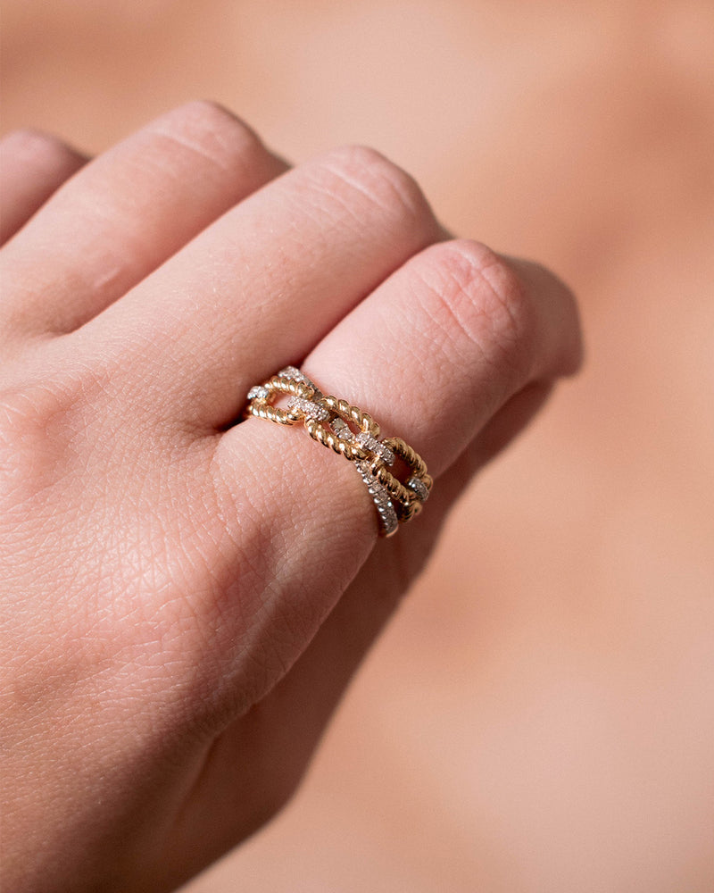 LINK DIAMOND AND GOLD RING