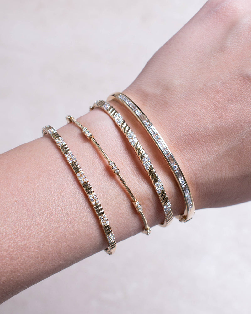TWISTED GOLD BANGLE WITH LAB DIAMONDS
